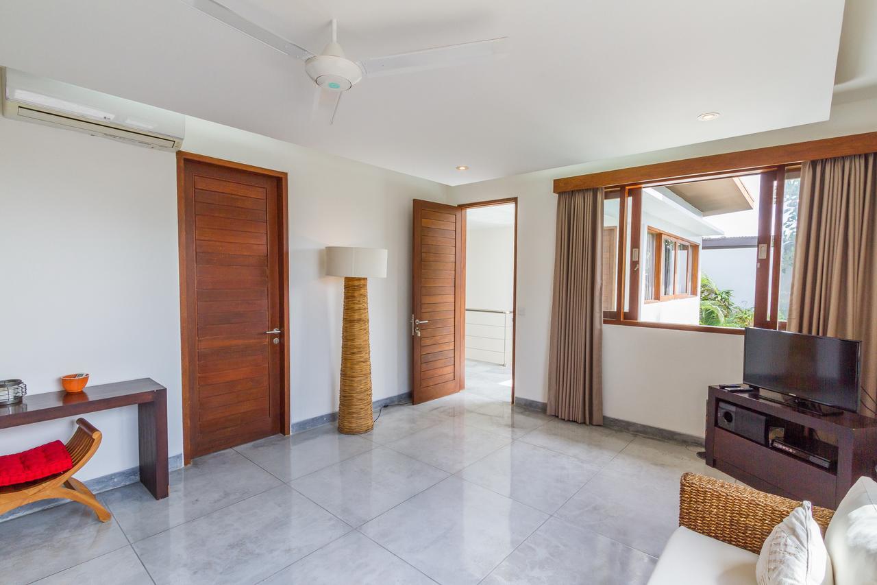 Villa Pierrot Seminyak Esterno foto