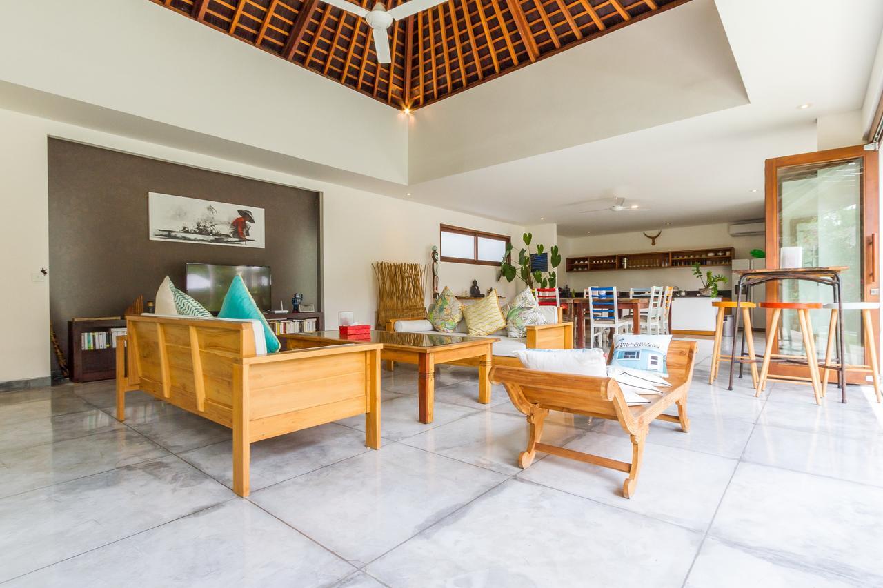 Villa Pierrot Seminyak Esterno foto
