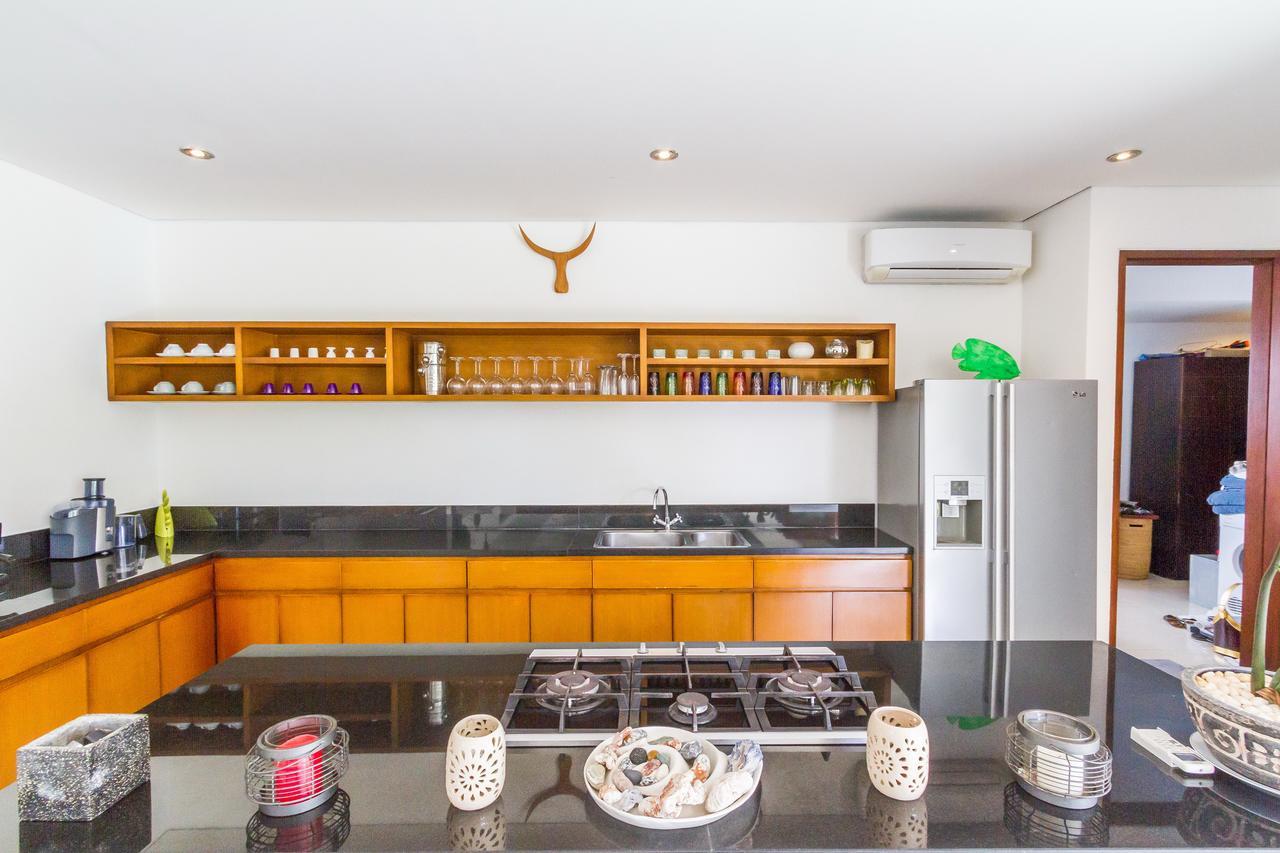 Villa Pierrot Seminyak Esterno foto