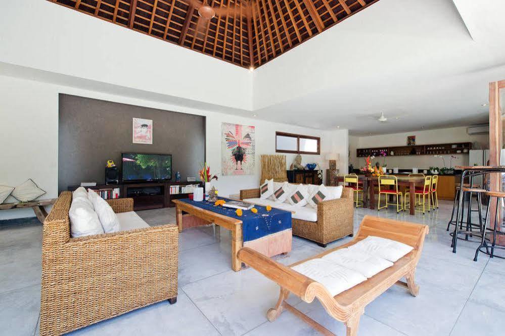 Villa Pierrot Seminyak Esterno foto